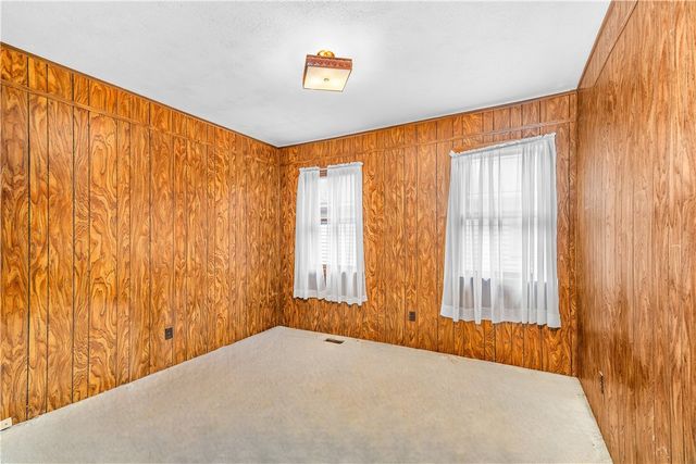 30 Naples Avenue, Providence, RI 02908