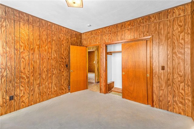 30 Naples Avenue, Providence, RI 02908