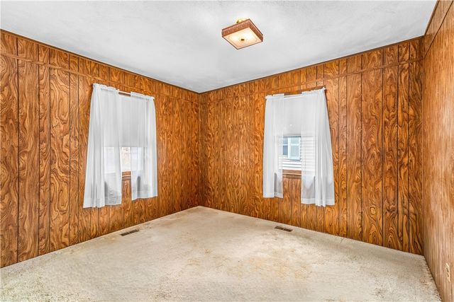 30 Naples Avenue, Providence, RI 02908