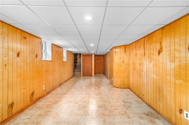 30 Naples Avenue, Providence, RI 02908