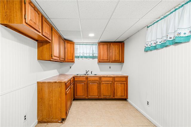 30 Naples Avenue, Providence, RI 02908