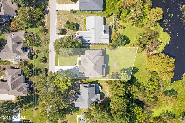 512 Medcalf Drive SW, Sunset Beach, NC 28468