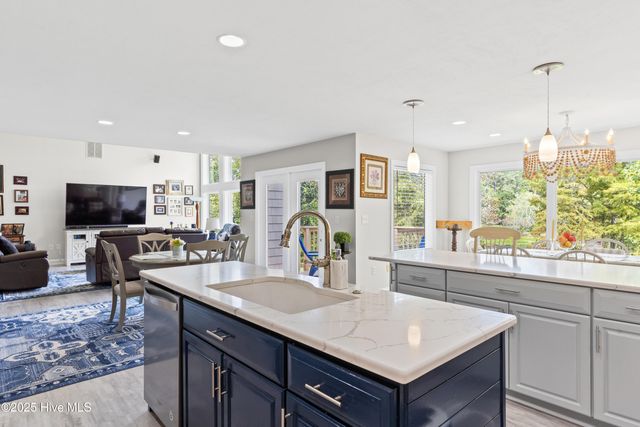 512 Medcalf Drive SW, Sunset Beach, NC 28468