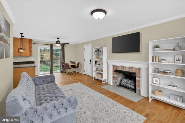 6803 JACKIE DENEESE CT, Springfield, VA 22152