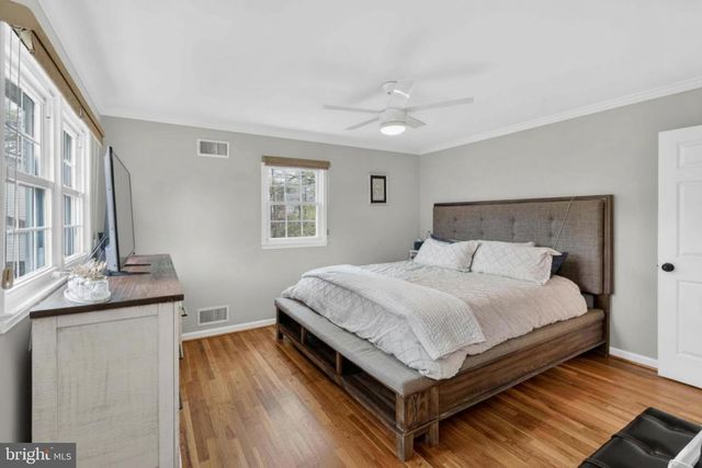 6803 JACKIE DENEESE CT, Springfield, VA 22152