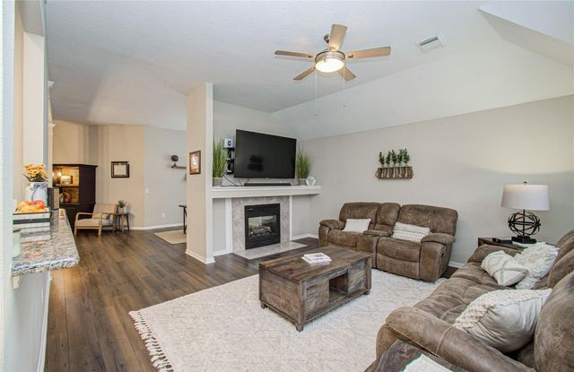 19623 Chestnut Brook Court, Houston, TX 77084