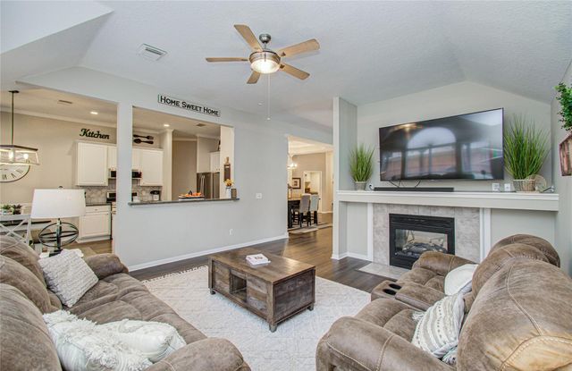 19623 Chestnut Brook Court, Houston, TX 77084