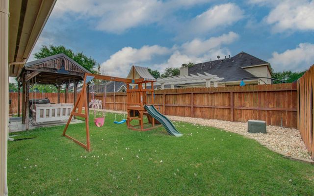 19623 Chestnut Brook Court, Houston, TX 77084