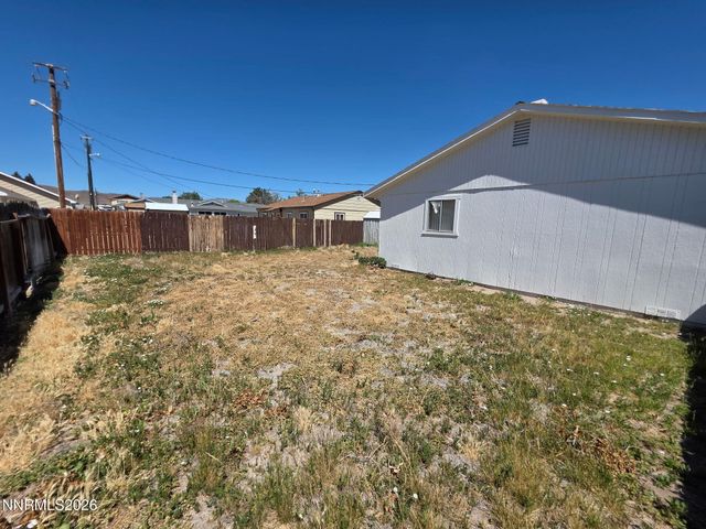 190 S West Street, Fernley, NV 89408