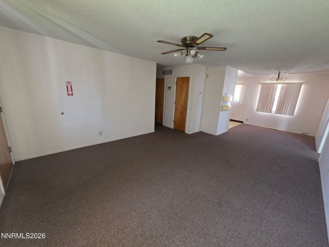 190 S West Street, Fernley, NV 89408