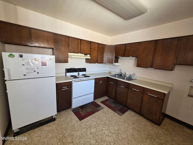 190 S West Street, Fernley, NV 89408
