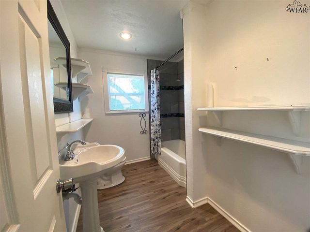 2711 LAWRENCE ROAD, Wichita Falls, TX 76309