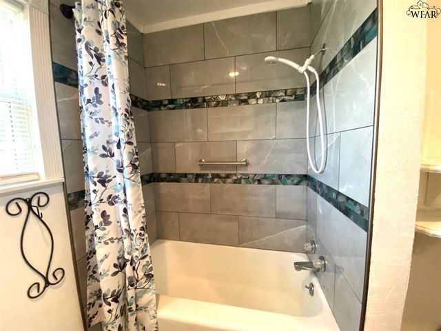 2711 LAWRENCE ROAD, Wichita Falls, TX 76309
