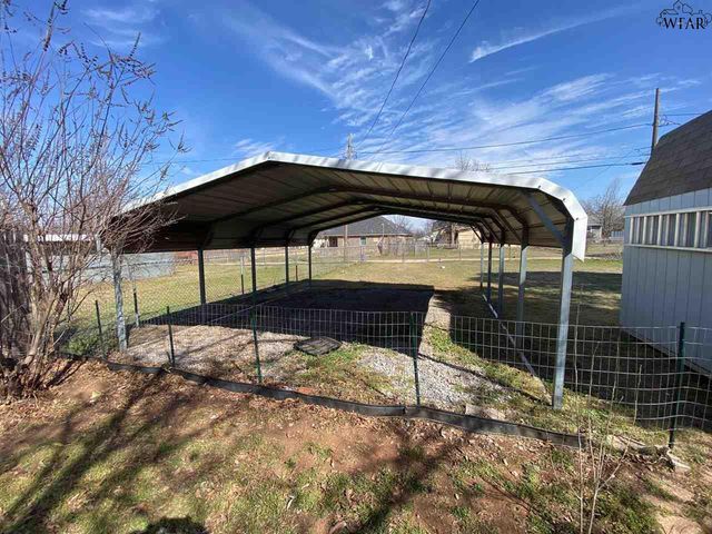 2711 LAWRENCE ROAD, Wichita Falls, TX 76309