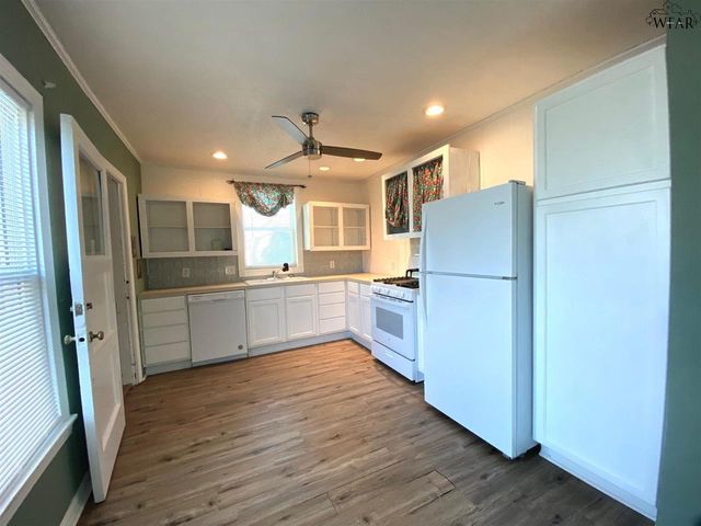 2711 LAWRENCE ROAD, Wichita Falls, TX 76309