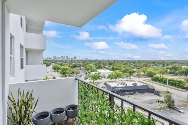 1800 N Andrews Avenue 9i, Fort Lauderdale, FL 33311