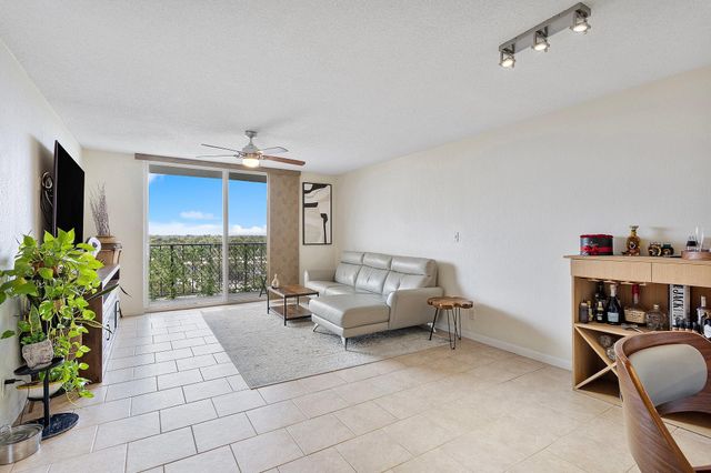 1800 N Andrews Avenue 9i, Fort Lauderdale, FL 33311