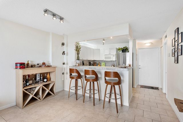 1800 N Andrews Avenue 9i, Fort Lauderdale, FL 33311