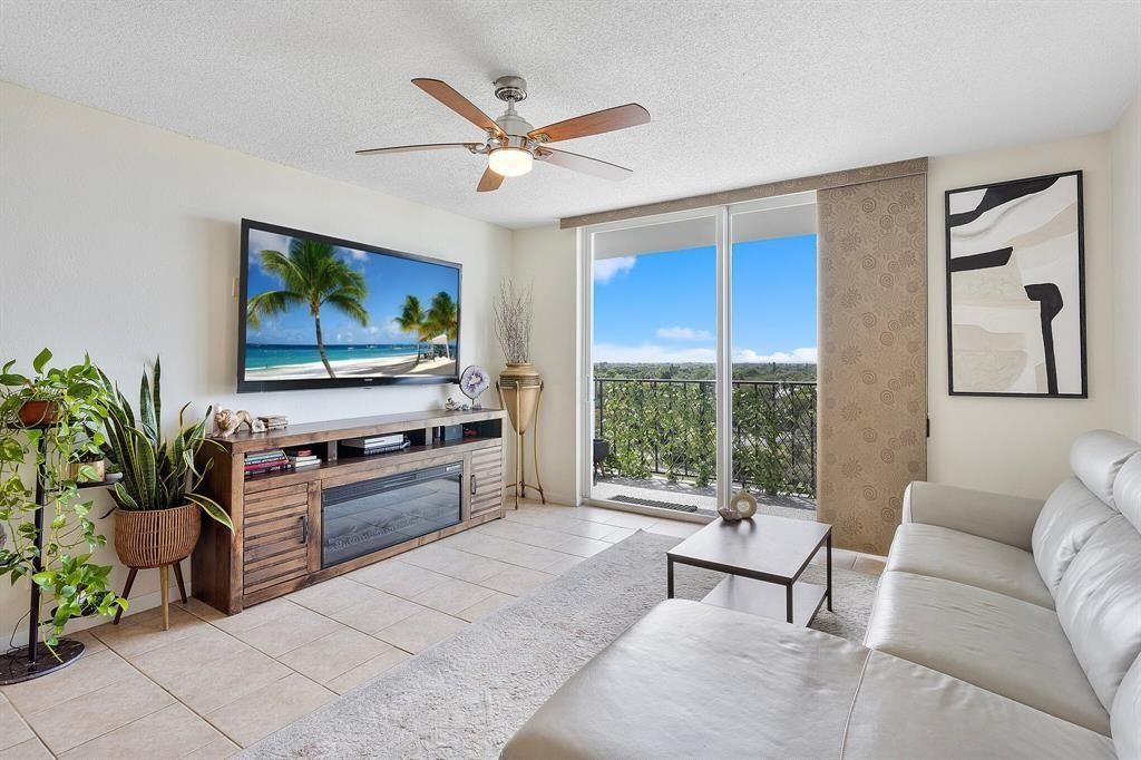 1800 N Andrews Avenue 9i, Fort Lauderdale, FL 33311