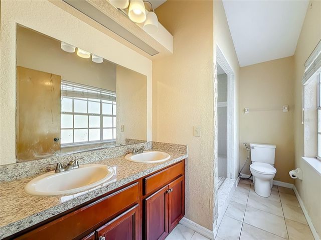 7322 54TH AVENUE N, St Petersburg, FL 33709