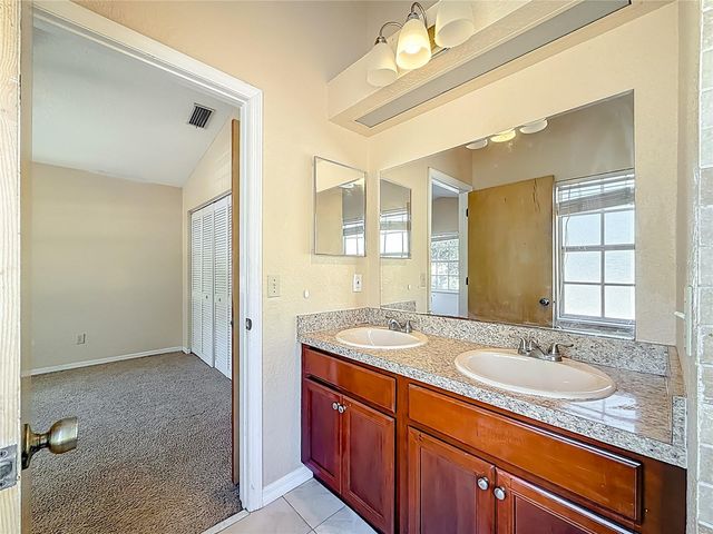 7322 54TH AVENUE N, St Petersburg, FL 33709