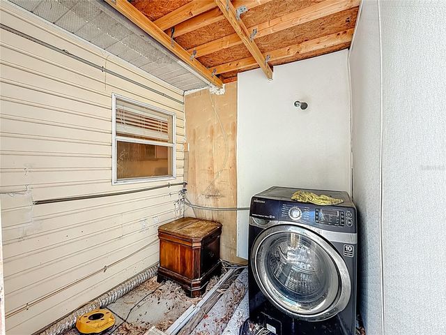 7322 54TH AVENUE N, St Petersburg, FL 33709