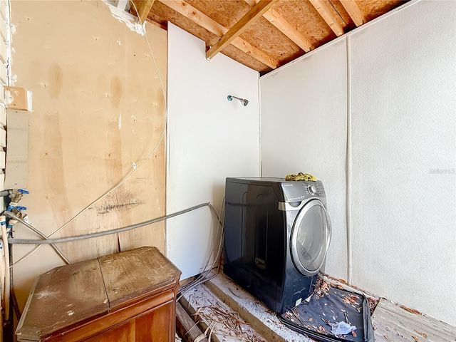 7322 54TH AVENUE N, St Petersburg, FL 33709