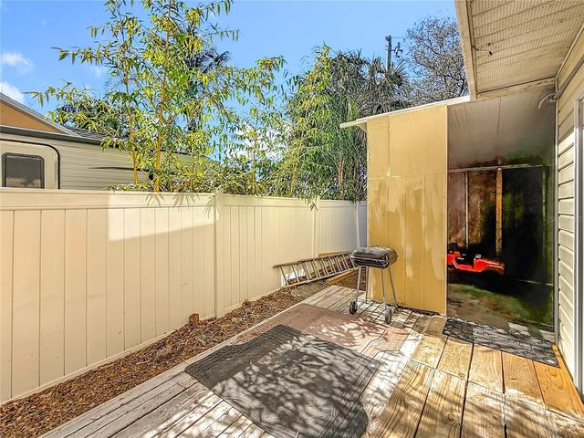 7322 54TH AVENUE N, St Petersburg, FL 33709