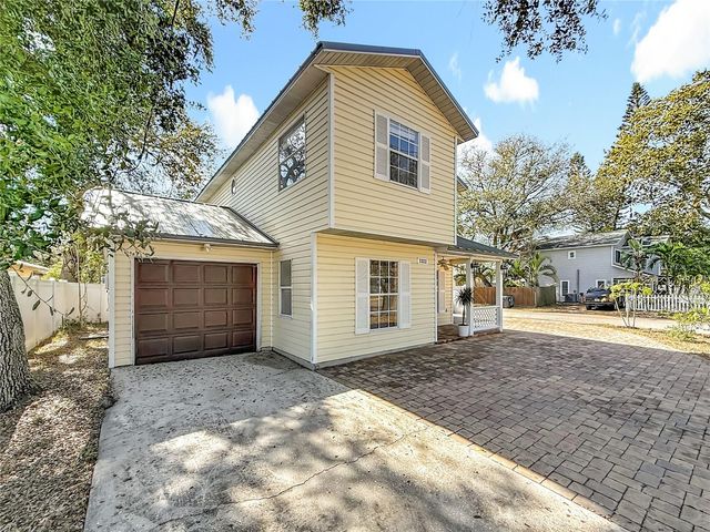 7322 54TH AVENUE N, St Petersburg, FL 33709