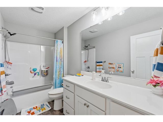 2060 Pleasant Drive, Prescott, WI 54021