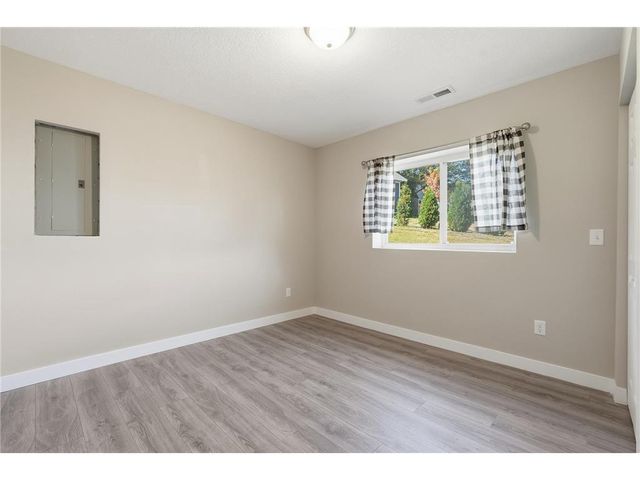 2060 Pleasant Drive, Prescott, WI 54021