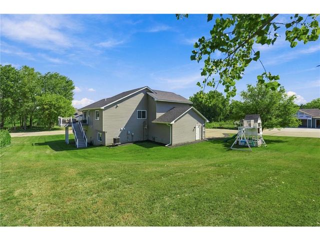 2060 Pleasant Drive, Prescott, WI 54021