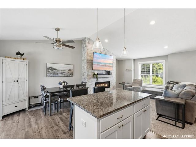 2060 Pleasant Drive, Prescott, WI 54021