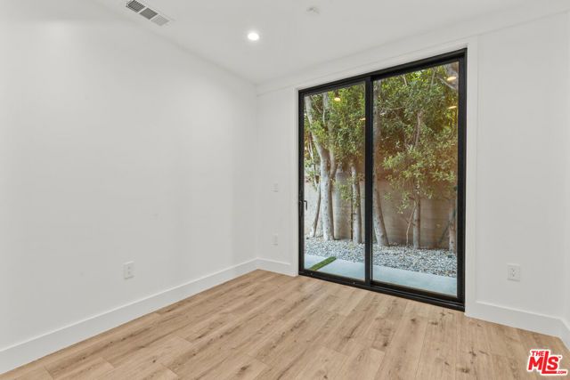 5540 Tova Road, Sherman Oaks, CA 91411