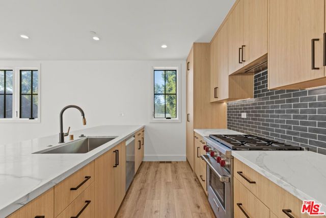 5540 Tova Road, Sherman Oaks, CA 91411