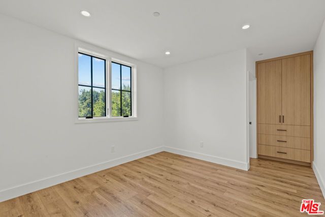 5540 Tova Road, Sherman Oaks, CA 91411