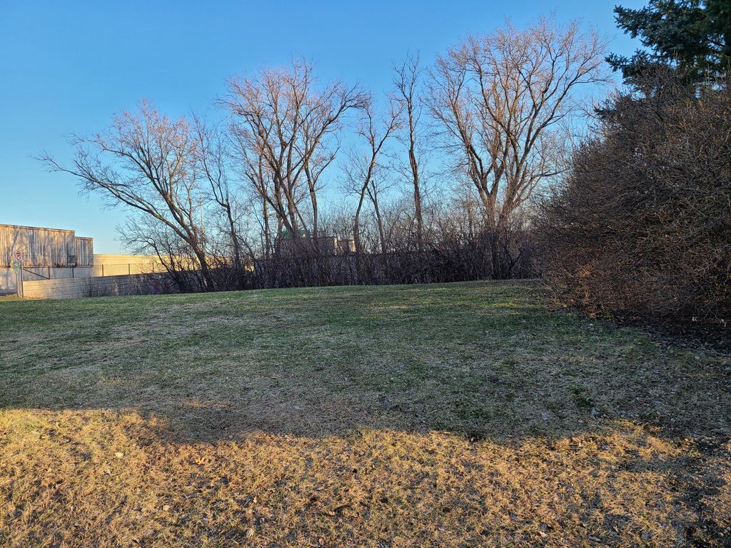 5509 Lindsay Street, Golden Valley, MN 55422 — photo 3