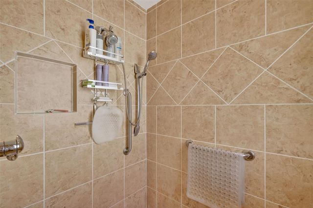 650 SURFSIDE LANE, The Villages, FL 32162