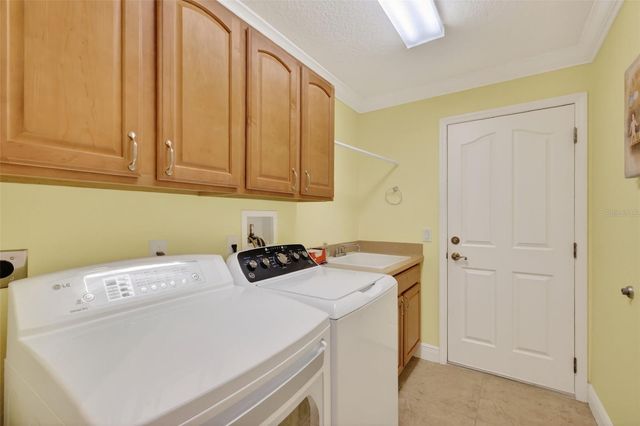 650 SURFSIDE LANE, The Villages, FL 32162