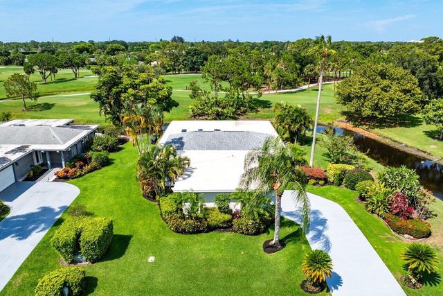 6689 Eastpointe Pines Street, Palm Beach Gardens, FL 33418