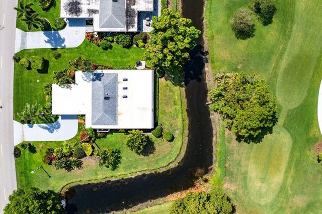 6689 Eastpointe Pines Street, Palm Beach Gardens, FL 33418
