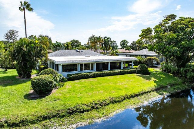 6689 Eastpointe Pines Street, Palm Beach Gardens, FL 33418