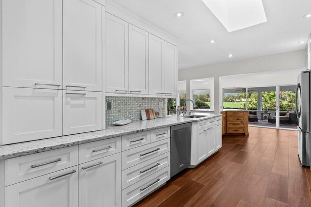 6689 Eastpointe Pines Street, Palm Beach Gardens, FL 33418