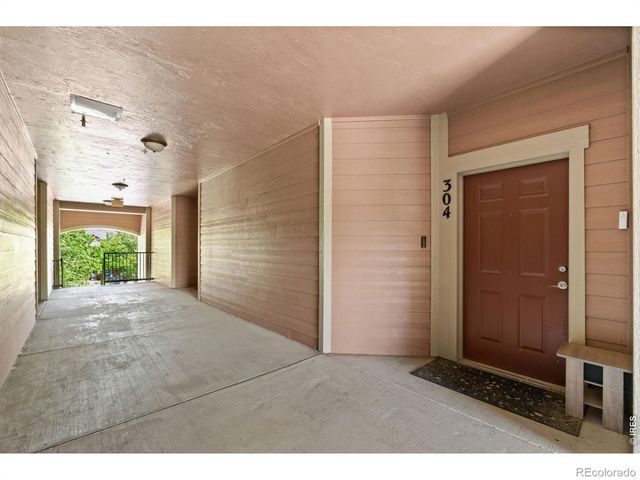 804 Summer Hawk Drive 1304, Longmont, CO 80504