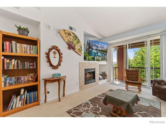 804 Summer Hawk Drive 1304, Longmont, CO 80504