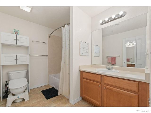 804 Summer Hawk Drive 1304, Longmont, CO 80504