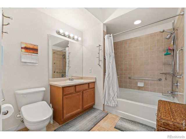 804 Summer Hawk Drive 1304, Longmont, CO 80504