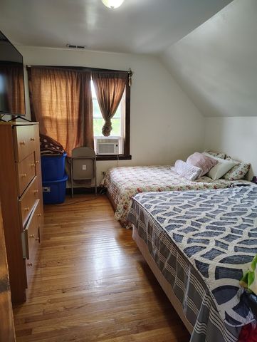 2243 N Kedvale Avenue, Chicago, IL 60639