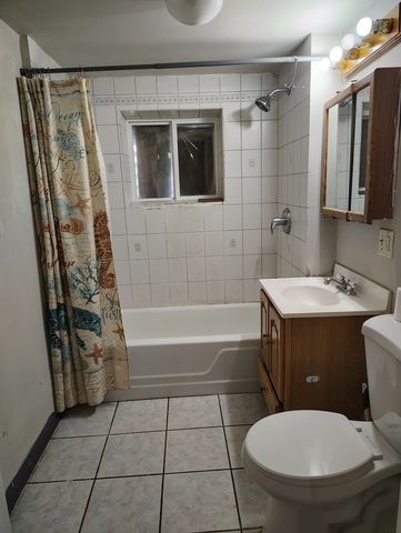 2243 N Kedvale Avenue, Chicago, IL 60639