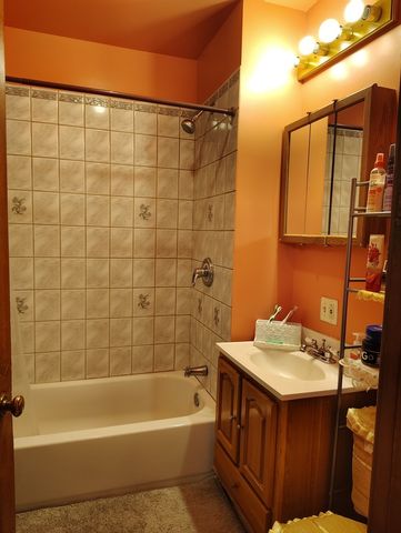 2243 N Kedvale Avenue, Chicago, IL 60639